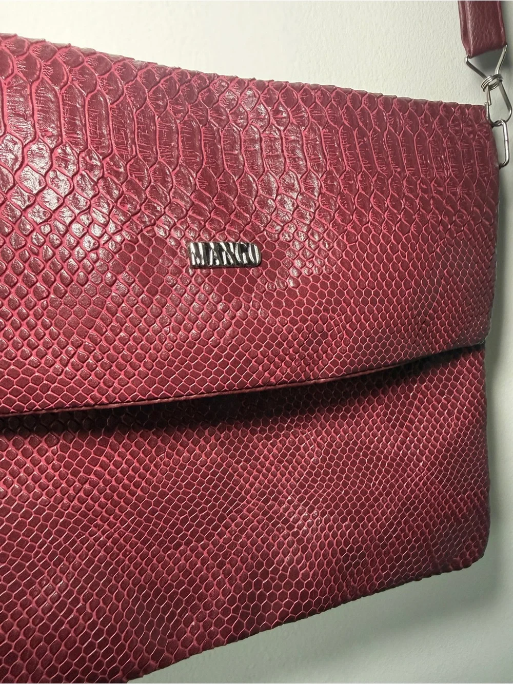 MANGO Burgundy Croc Embossed Crossbody Shoulder Bag
